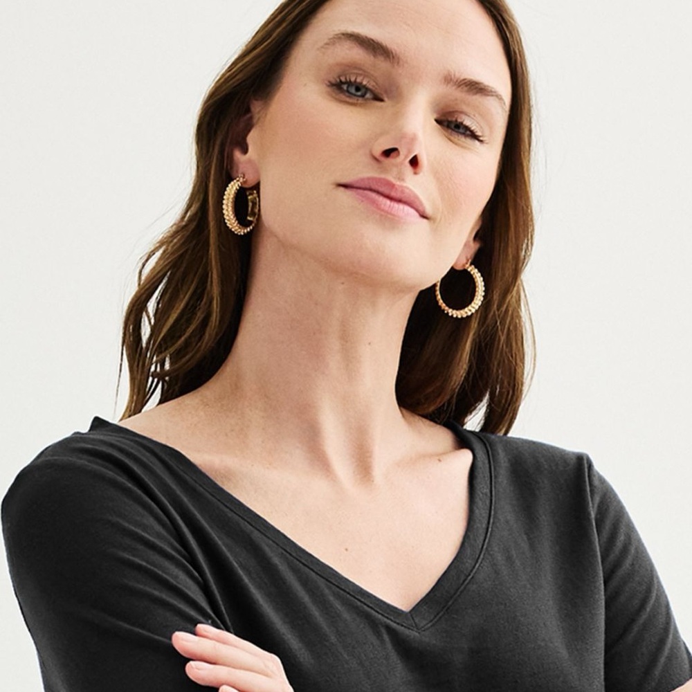 🔥Deep V-Neck Front & Back Black 3/4 Sleeve T-Shirt Top🔥 ~small